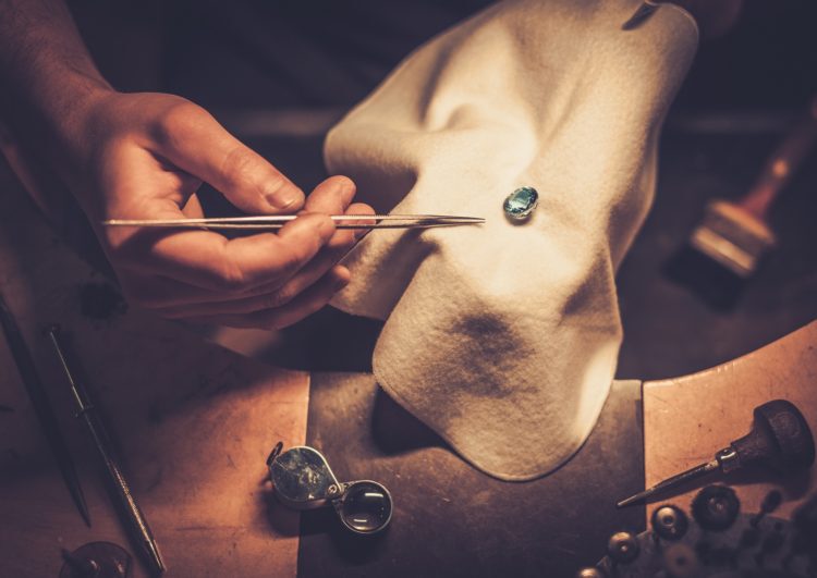 Desktop for craft jewellery making with professional tools.